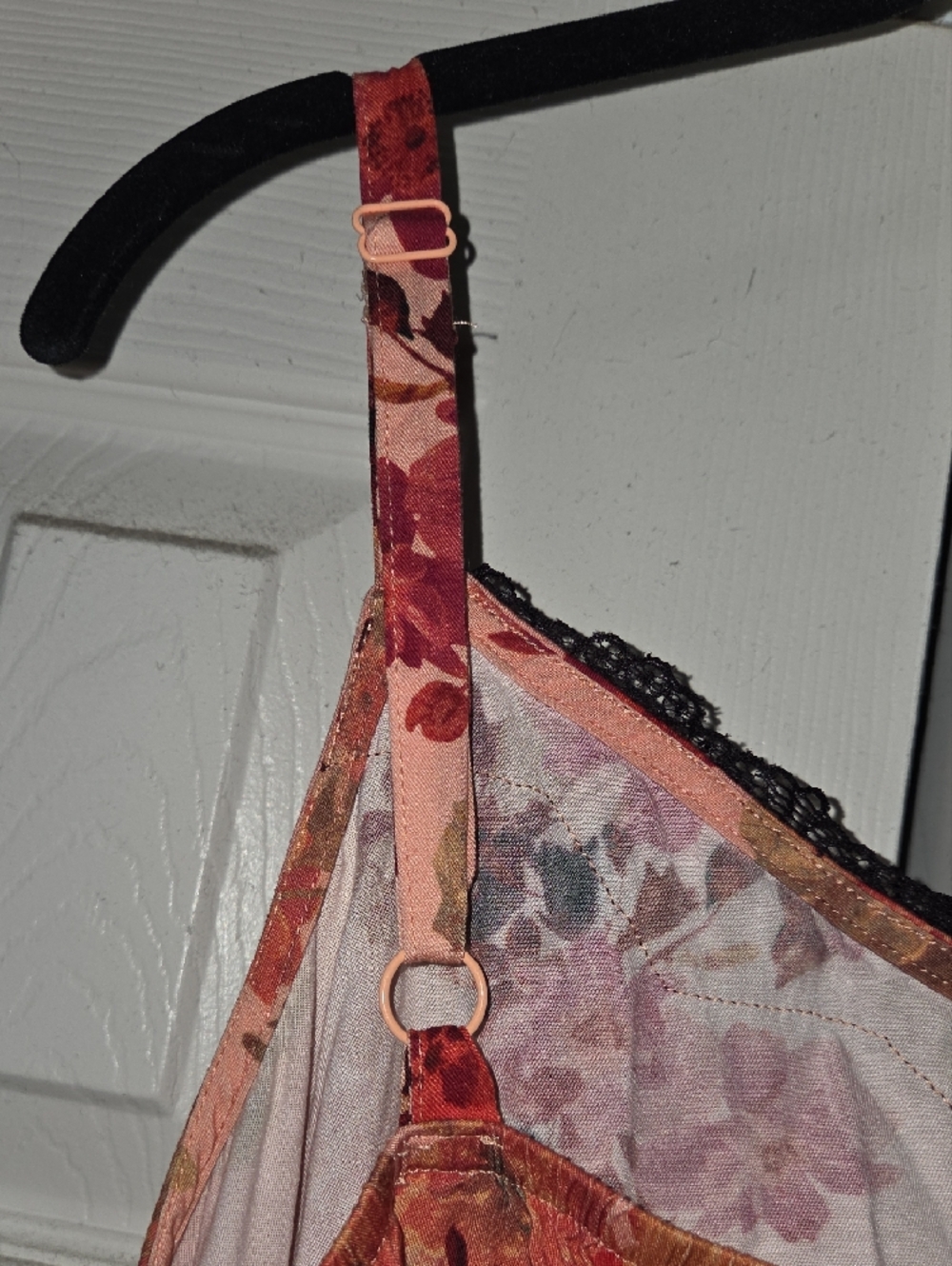 torrid Peach Floral Slip with Black Lace Accent - Picture 5 of 6